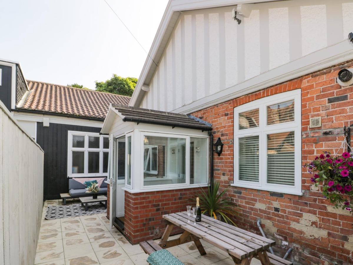 Potter'S Lodge Hornsea Exterior photo